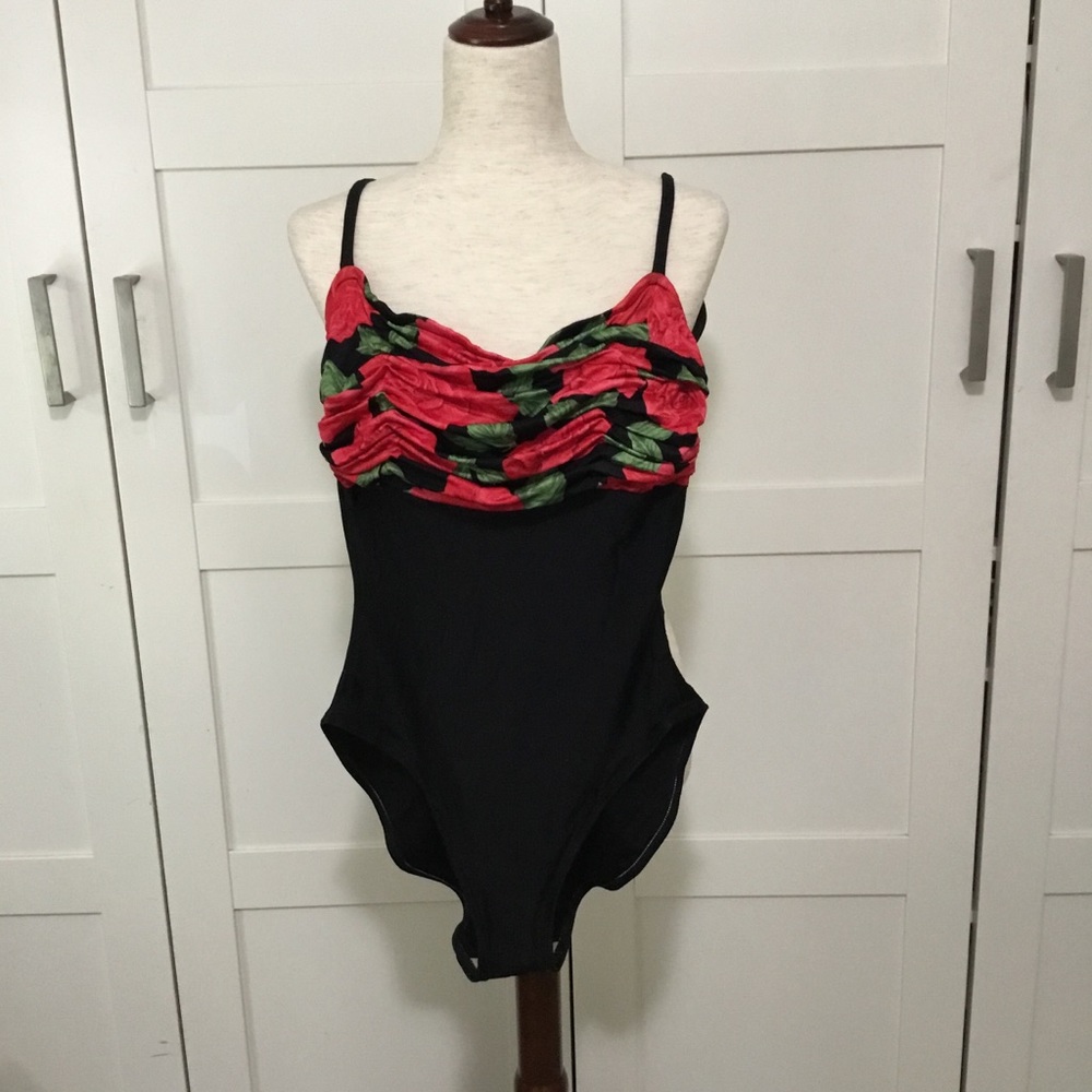 Women’s Swim Suit